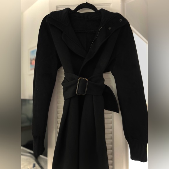 Vintage Jean Paul Gaultier full zip, collared, belted, black coat w/pockets! - Picture 6 of 12